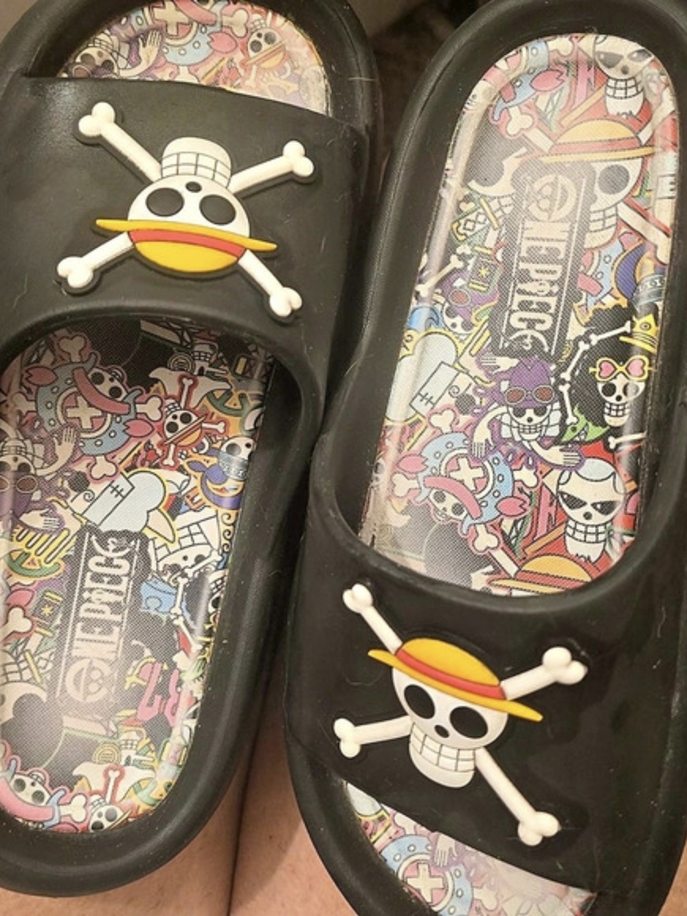 One Piece Straw Hat Pirates Slide Sandals Black & Multicolor